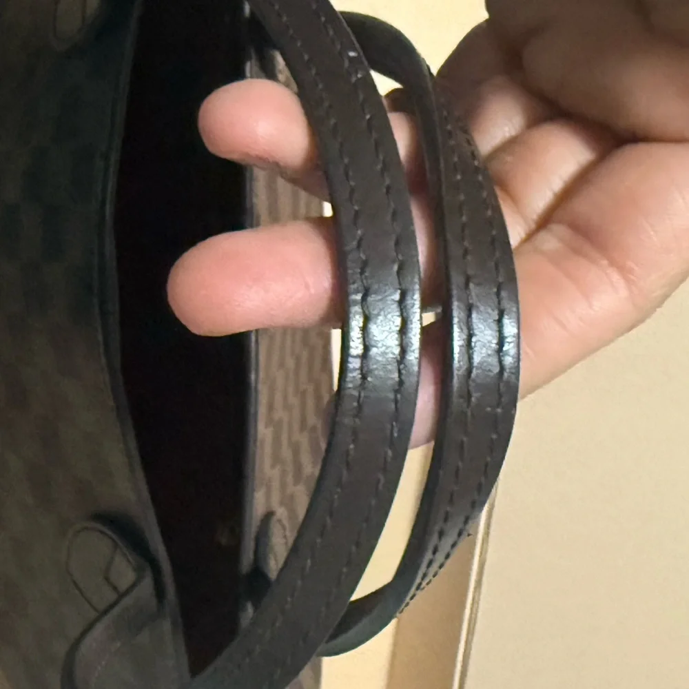 Louis Vuitton Neverfull MM Damier Ebene Cherry Interior - Picture 6 of 15